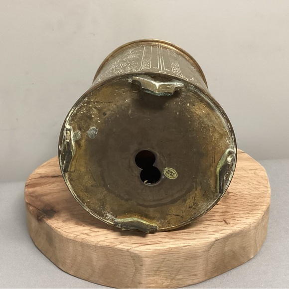 🟡 Vintage & Unique - Brass Decor Piece - Made In Hong Kong - Collectible - Picture 9 of 16